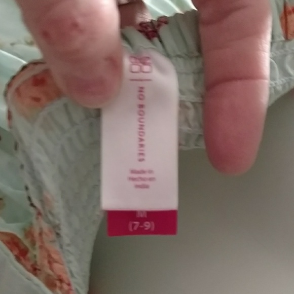 SOLD......No boundaries halter dress - Picture 3 of 3